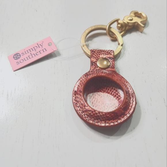 NEW Simply Southern Apple Airtag Holder (keyring) - Picture 1 of 4